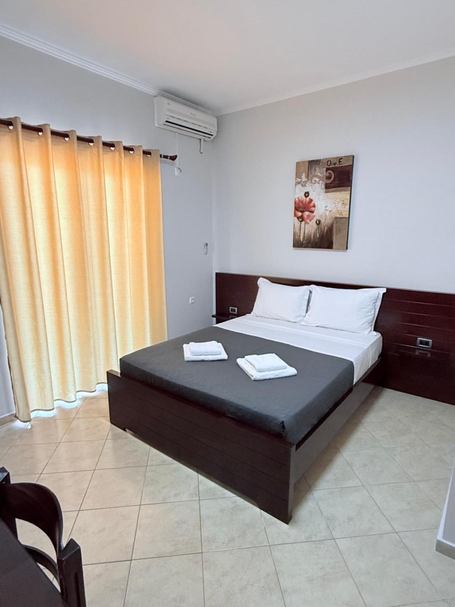 Hotel Milo Ksamil Luaran gambar