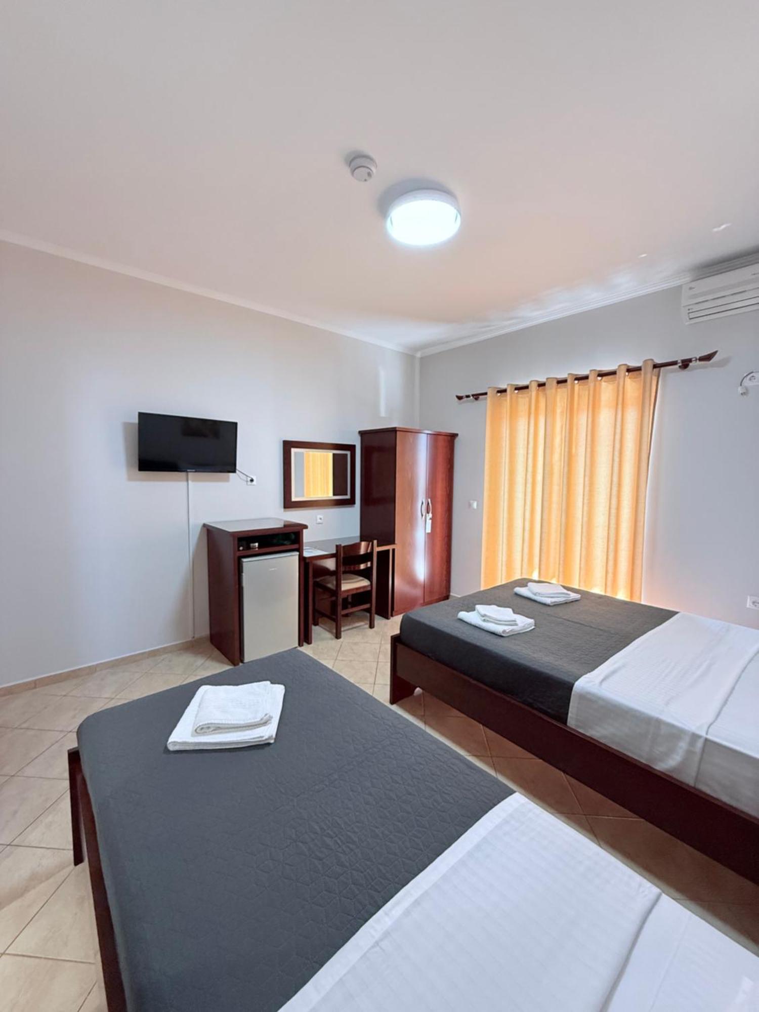 Hotel Milo Ksamil Luaran gambar