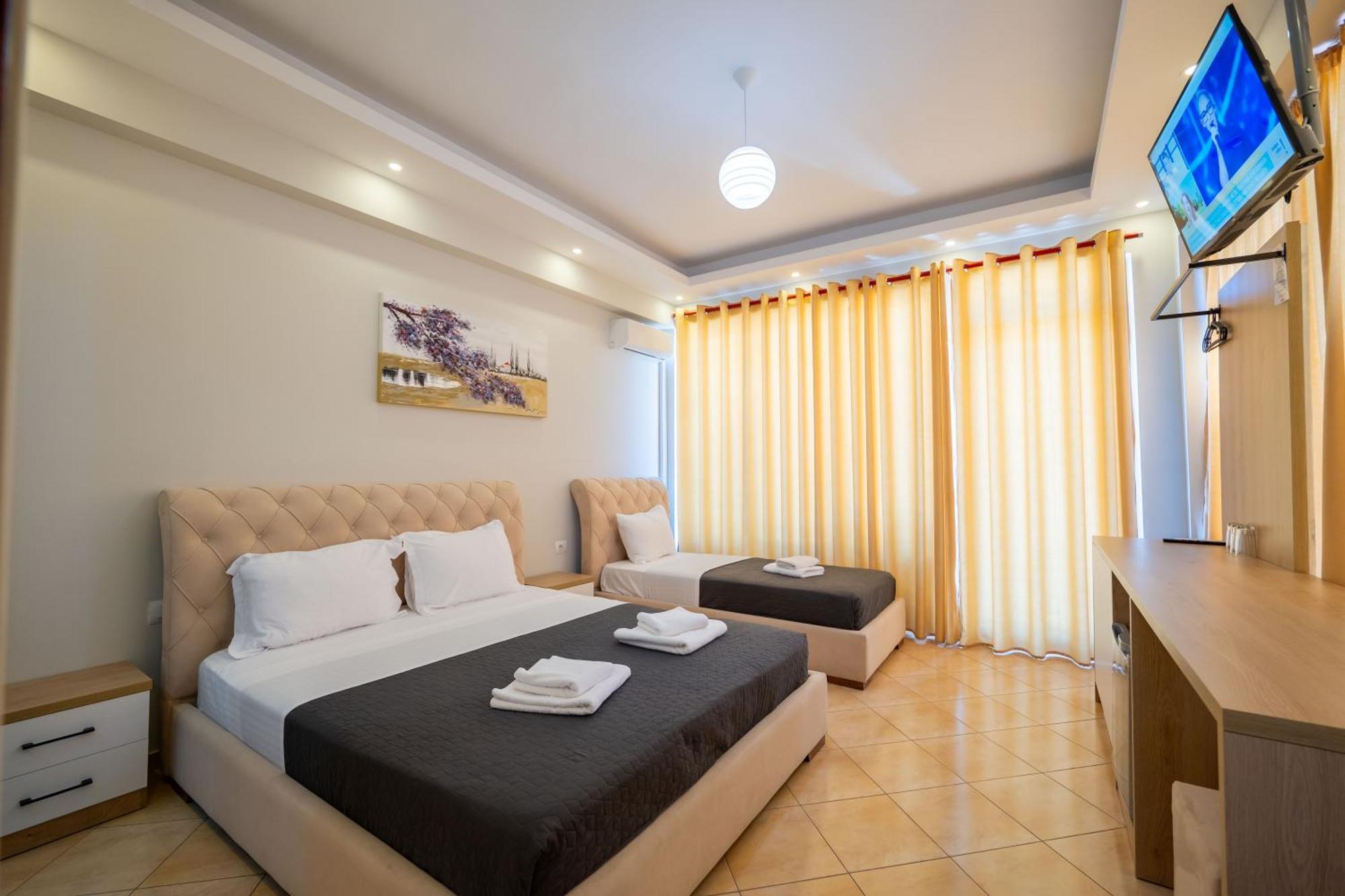 Hotel Milo Ksamil Luaran gambar